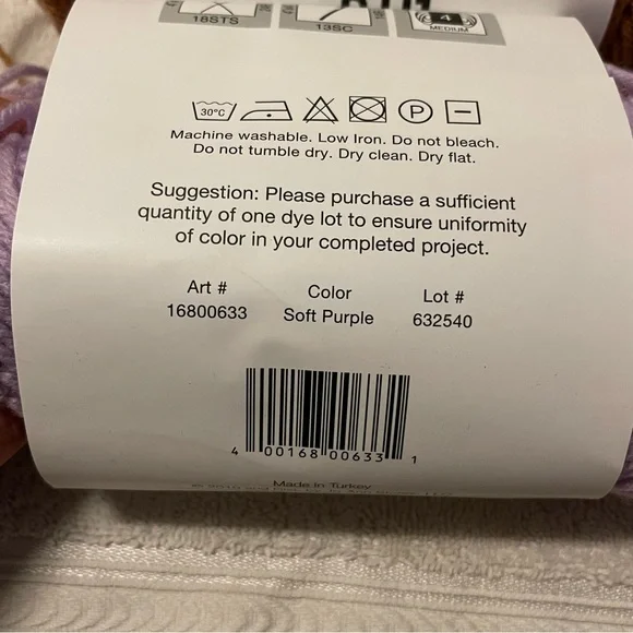 Scrap Yarn Big Twist 2 Skeins Lot#Y028 Granny Square Crochet Knit Plastic Canvas - Picture 4 of 5